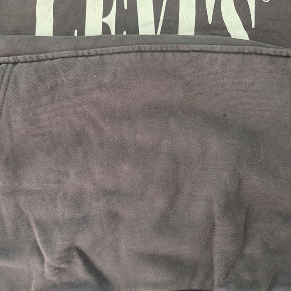 Levi's Men's Relaxed Fit Distressed Vintage-Inspired Faded Black Pullover Hoodie - Picture 6 of 10